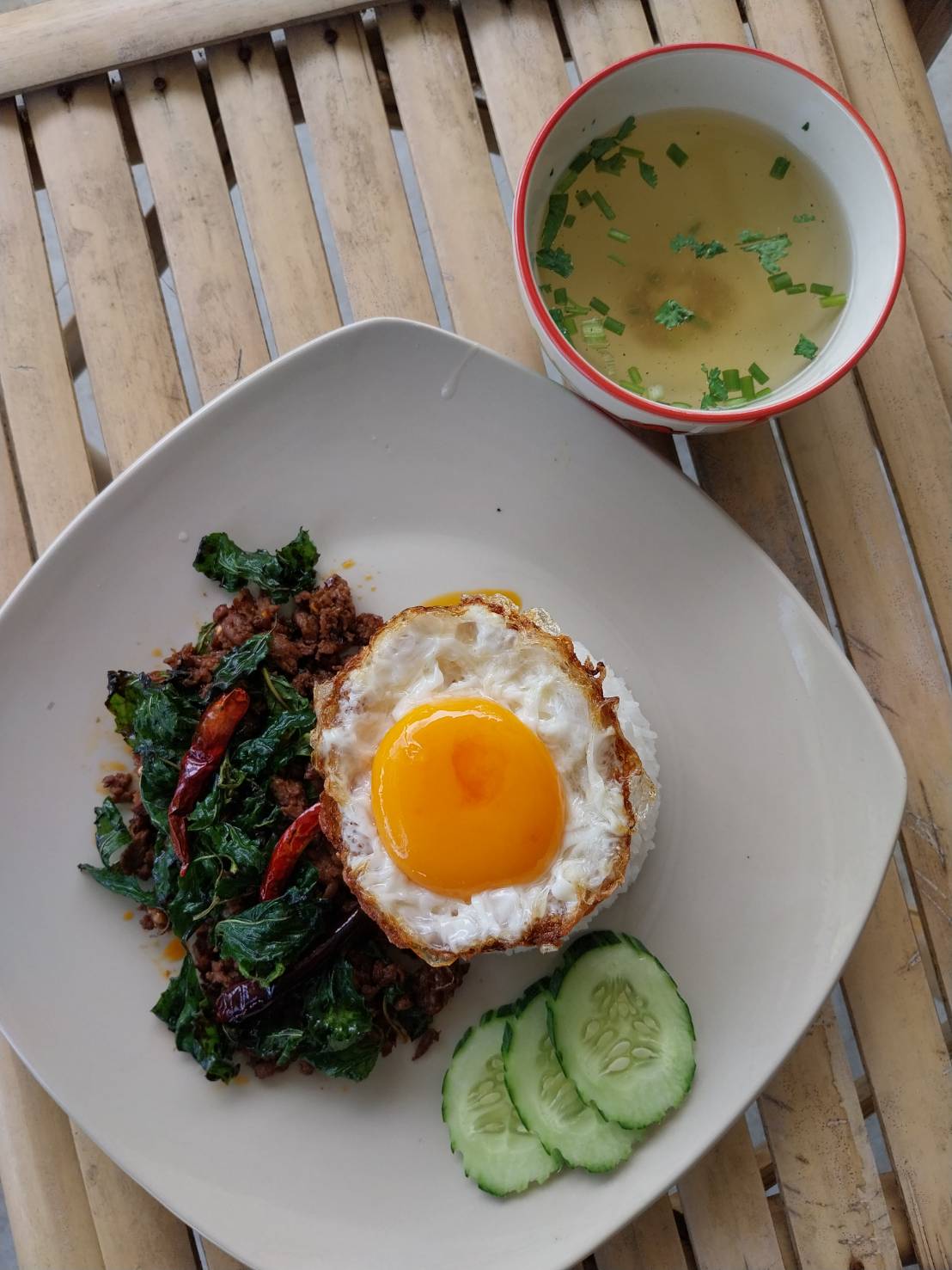 ข้าวกระเพราเนื้อสับ