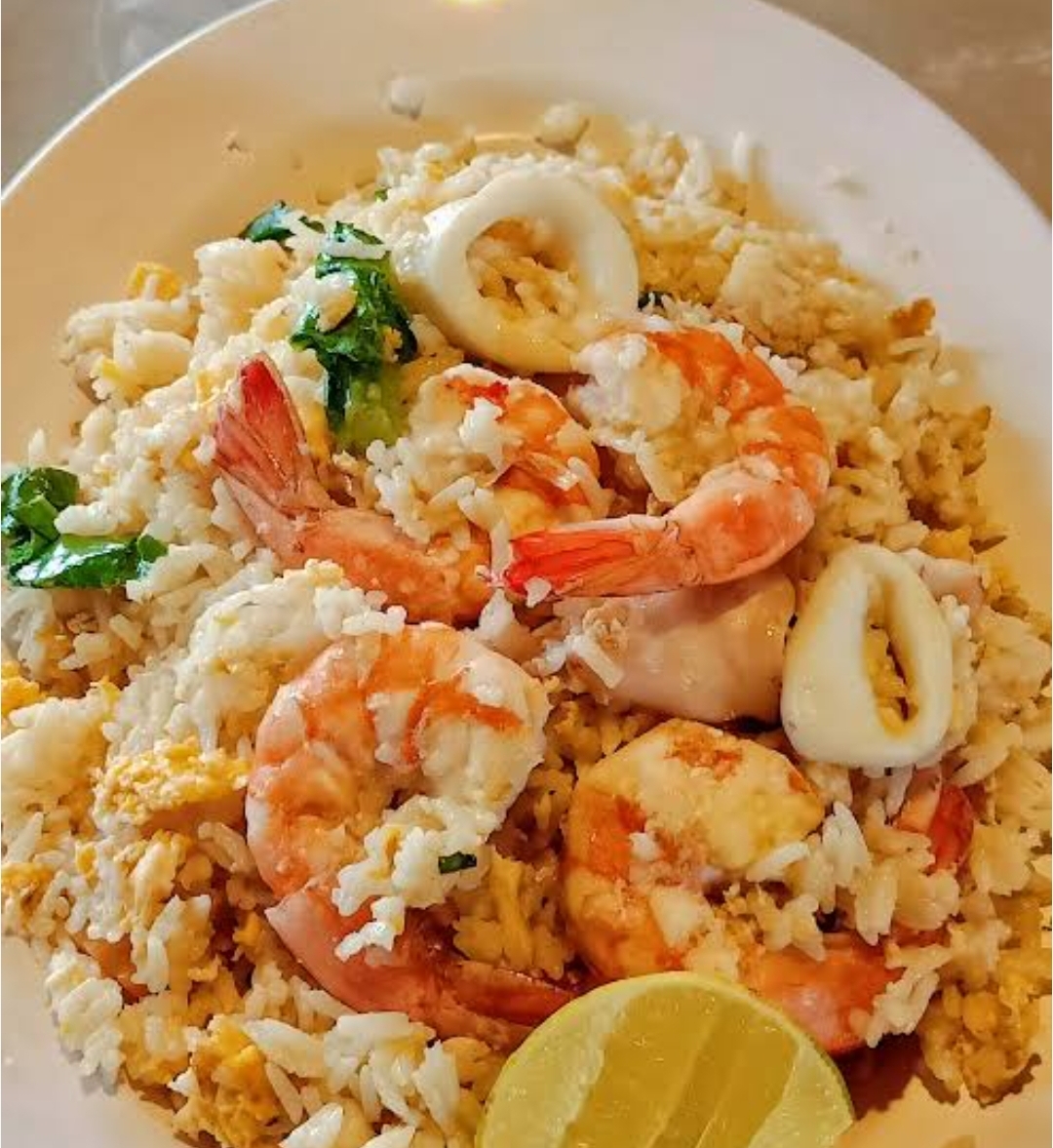 ข้าวผัดทะเลรวมจานเล็ก